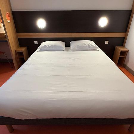 B&B Hotel Lisieux Parc Des Expositions Екстериор снимка