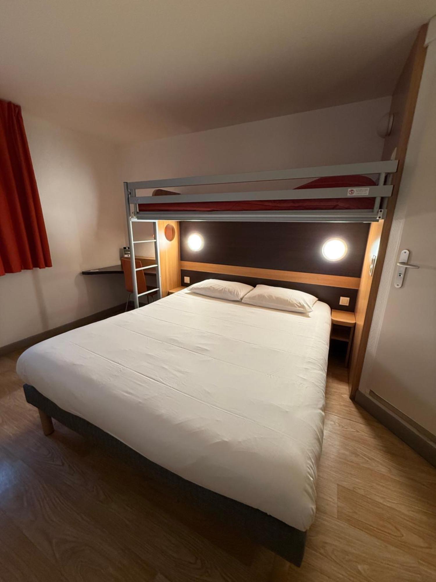 B&B Hotel Lisieux Parc Des Expositions Екстериор снимка
